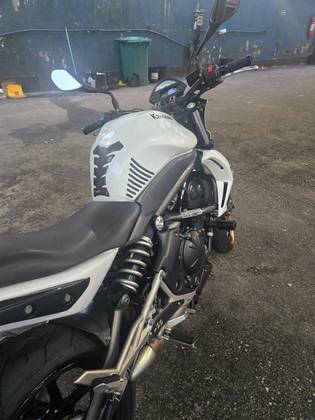 KAWASAKI ER-6N KAWASAKI ER-6N